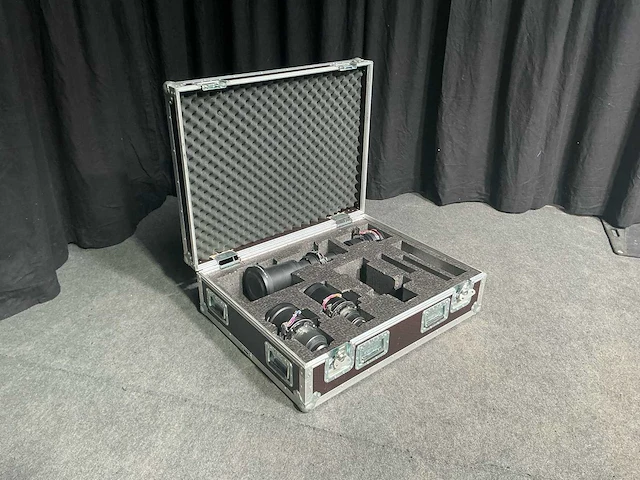 Christie mirage s+ lot van lenzen voor een beamer - afbeelding 1 van  10