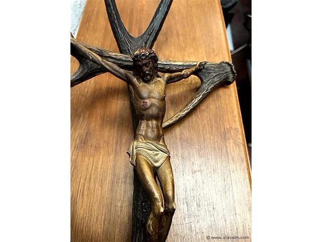 Christus op gewei h:40 cm - afbeelding 2 van  2