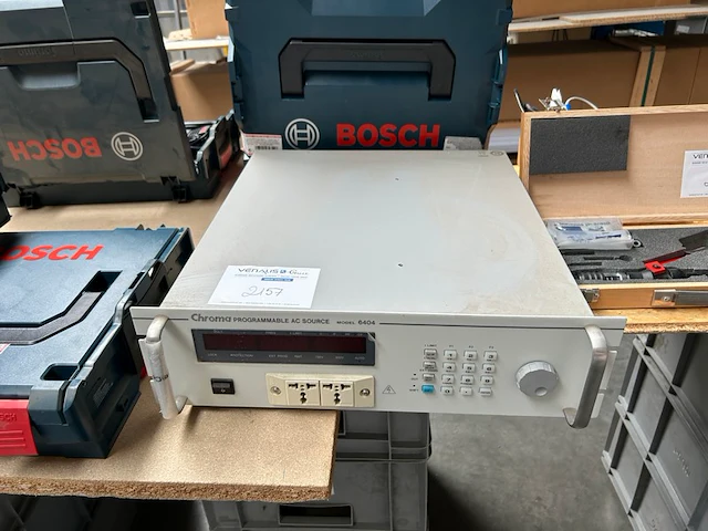 Chroma programmable ac source - afbeelding 1 van  6