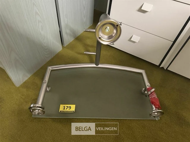 Chromé kapstok met 4 haken en hoedenplank - afbeelding 1 van  3