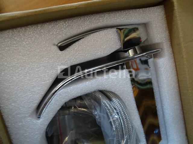 Chromen badkamer waterval mengkraan - afbeelding 1 van  5