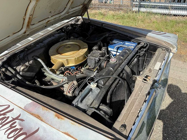 Chrysler - hardtop - stationwagon - klassieke auto's >15 - afbeelding 45 van  93