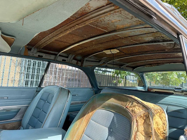 Chrysler - hardtop - stationwagon - klassieke auto's >15 - afbeelding 53 van  93