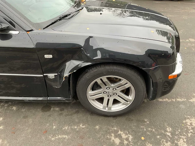 Chrysler 300 personenauto - afbeelding 3 van  29