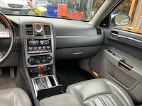 Chrysler 300 personenauto - afbeelding 7 van  29