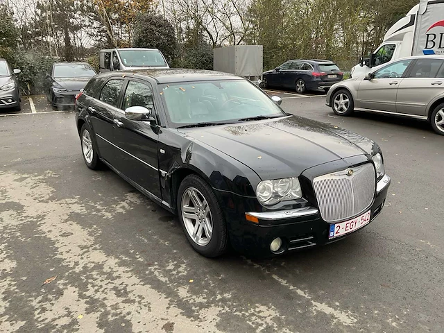 Chrysler 300 personenauto - afbeelding 25 van  29