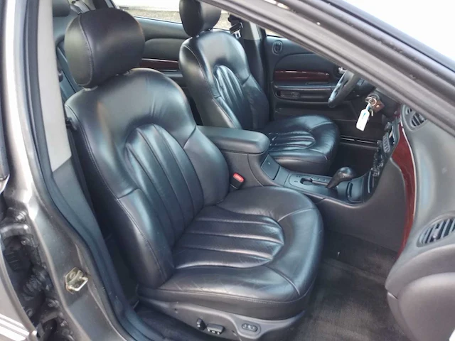 Chrysler 300m - 1999 - afbeelding 10 van  21
