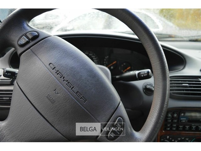 Chrysler baron - afbeelding 4 van  8