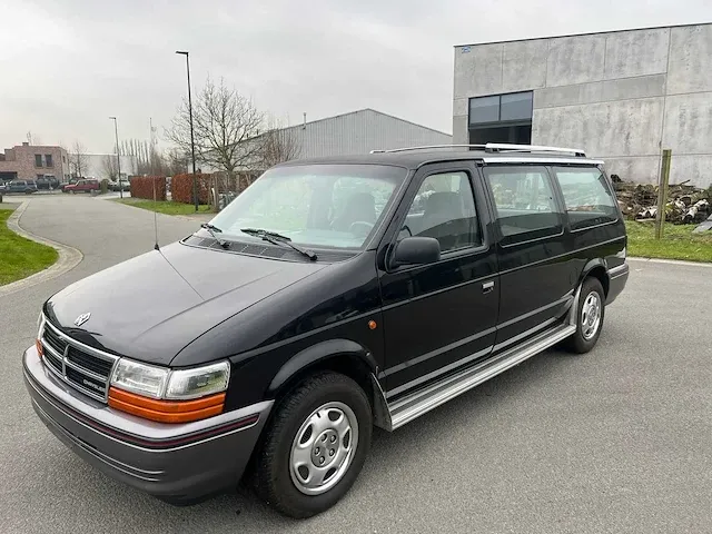 Chrysler vogager, 1991 - afbeelding 1 van  27