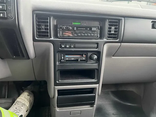 Chrysler vogager, 1991 - afbeelding 15 van  27