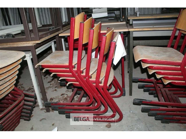Circa 10 stapelbare stoelen - afbeelding 4 van  4