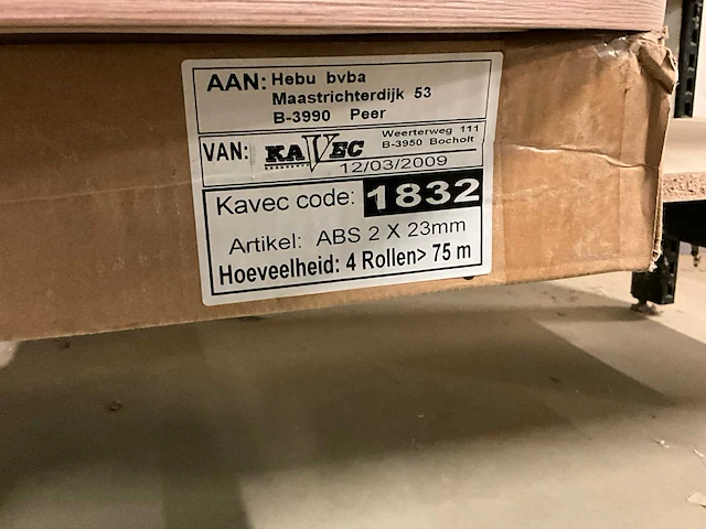 Circa 165 diverse kunststof en fineer afwerkstrips - afbeelding 10 van  16