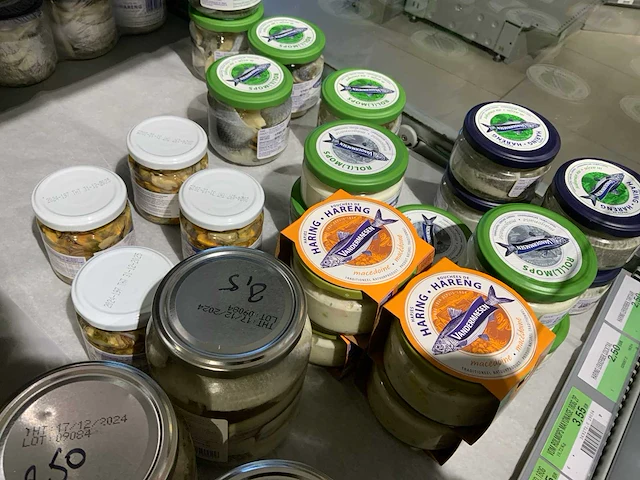 Circa 1800 stuks diverse zuivel, vlees, kaas en diepvriesproducten - afbeelding 91 van  108