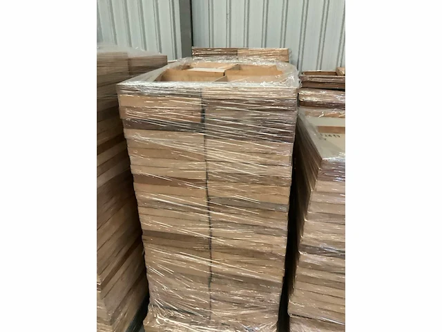 Circa 240 diverse houten bakjes - afbeelding 9 van  9