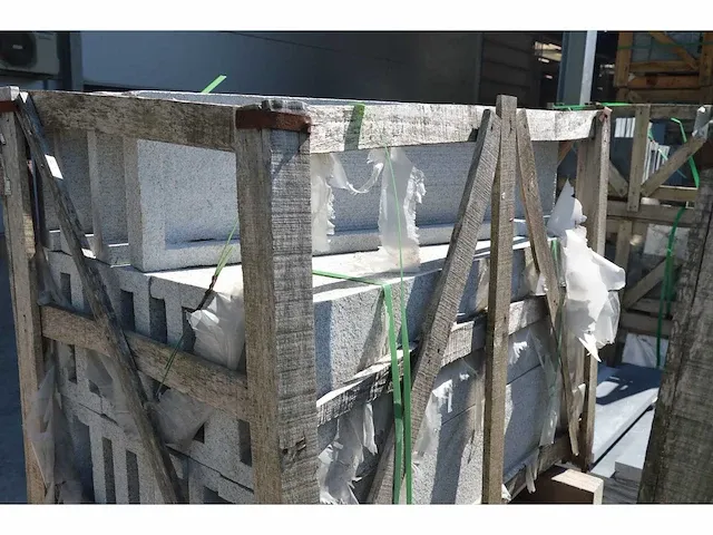 Circa 85 m muurafdekking u-profiel 28/21x8/4cm - afbeelding 4 van  6