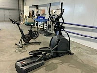 Circle fitness commercial elliptical crosstrainer - afbeelding 3 van  6