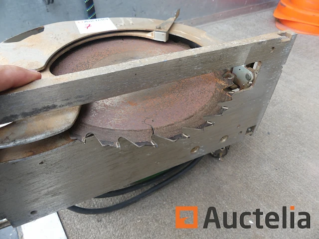 Cirkelzaag hitachi c9u - afbeelding 3 van  6