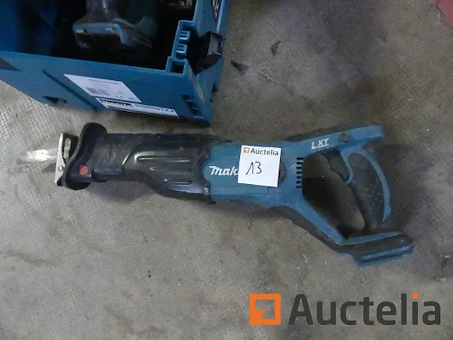 Cirkelzaag makita dss501zj, reciprozaag op accu makita djr181 - afbeelding 9 van  12
