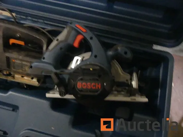 Cirkelzaag op accu bosch gks 18v-li, decoupeerzaag zwart&decker bd531 - afbeelding 1 van  9