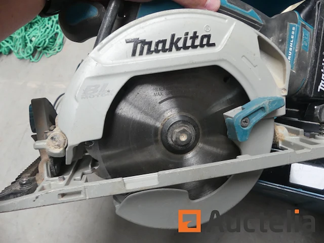 Cirkelzaag op accus makita dhs680 - afbeelding 4 van  7