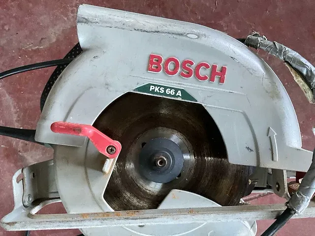 Cirkelzaagmachine bosch pks66a - afbeelding 2 van  5