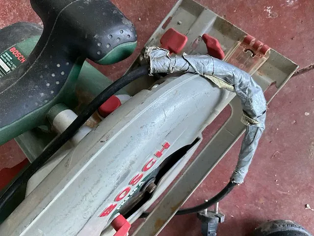 Cirkelzaagmachine bosch pks66a - afbeelding 5 van  5