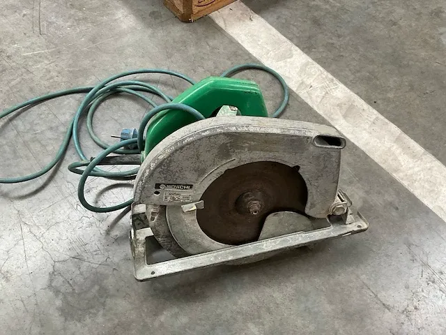 Cirkelzaagmachine hitachi koki psu-9 - afbeelding 1 van  4