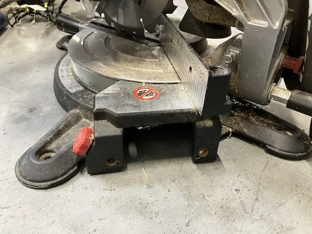 Cirkelzaagmachine metabo - afbeelding 4 van  5