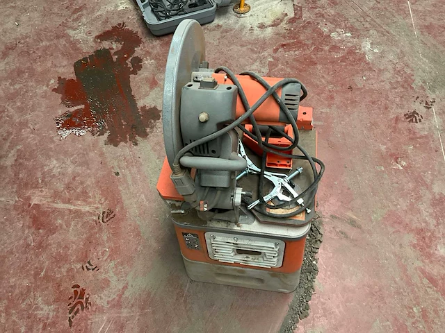 Cirkelzaagmachine - afbeelding 6 van  7