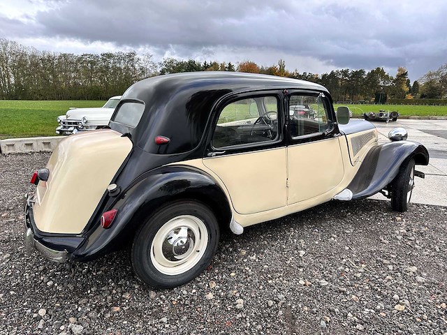 Citroen - 11cv - traction avant 11bl - oldtimer - afbeelding 2 van  49