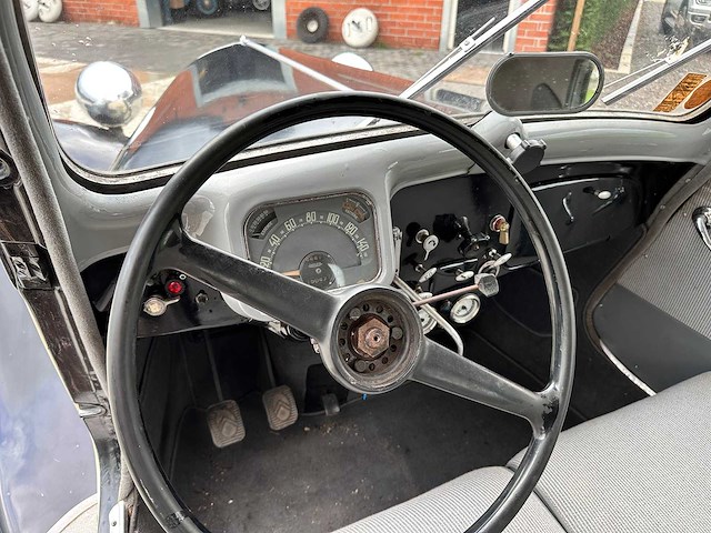 Citroen - 11cv - traction avant 11bl - oldtimer - afbeelding 41 van  49