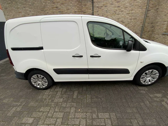 Citroen - 7 - berlingo - van - afbeelding 31 van  32