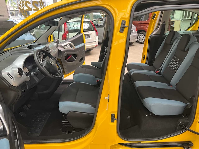 Citroen - berlingo - car - 19-06-2012 - afbeelding 20 van  30