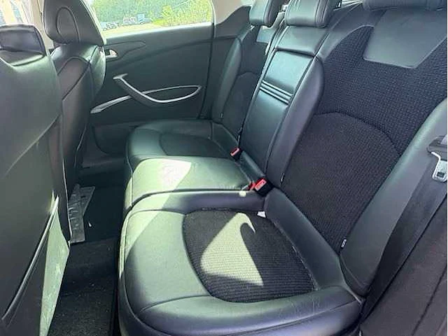 Citroen - c5 tourer - 2.0 16v l. business - car - 2009 - afbeelding 9 van  20