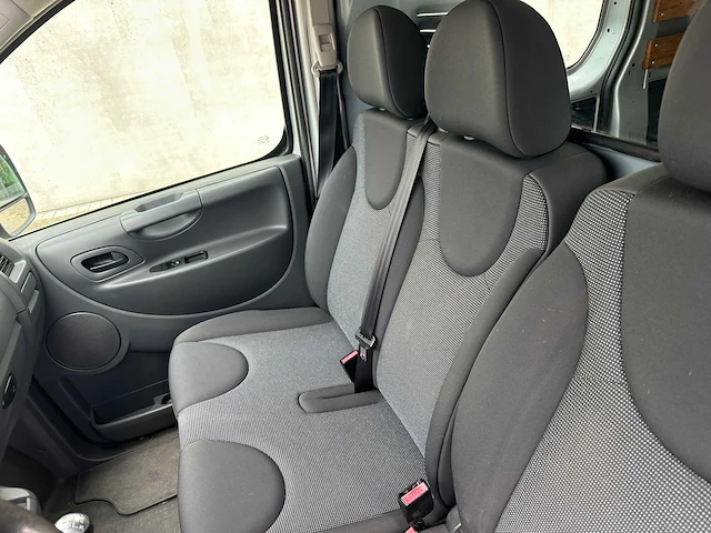 Citroen - jumpy - lichte vrachtwagen - afbeelding 18 van  50