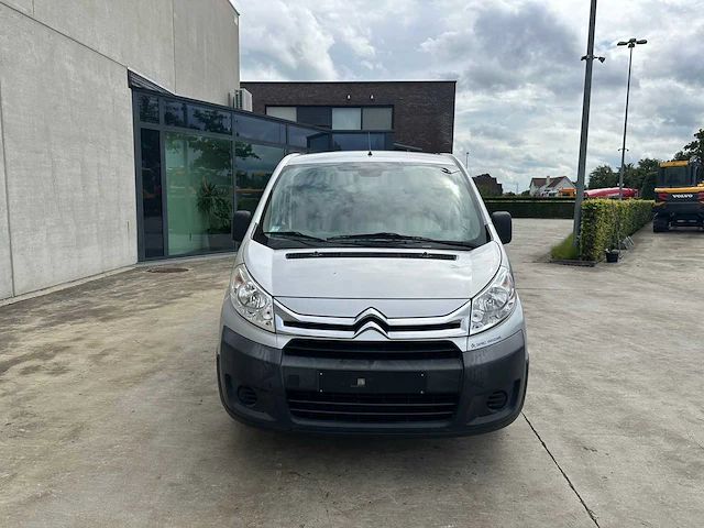Citroen - jumpy - lichte vrachtwagen - afbeelding 12 van  50
