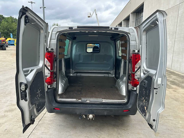Citroen - jumpy - lichte vrachtwagen - afbeelding 27 van  50