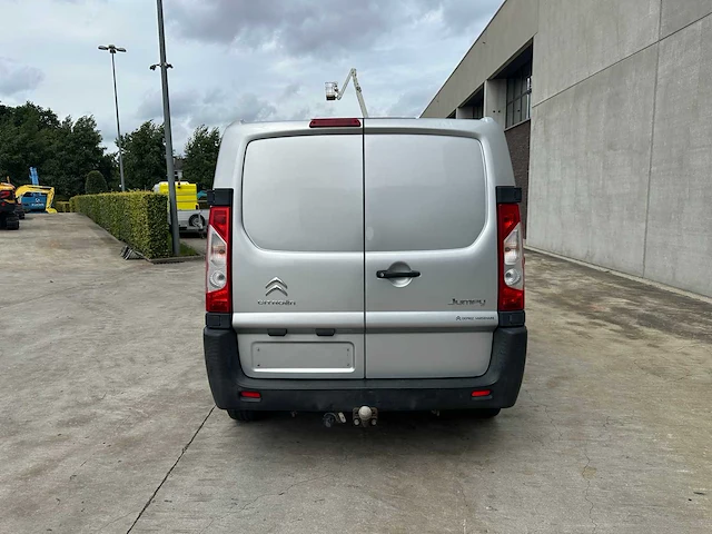 Citroen - jumpy - lichte vrachtwagen - afbeelding 45 van  50