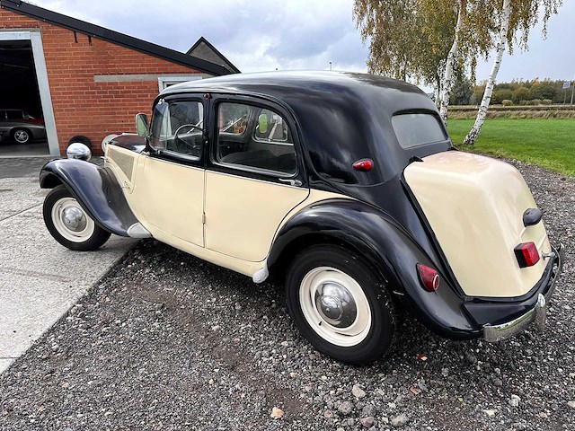 Citroen - traction avant 11bl - oldtimer - afbeelding 4 van  46
