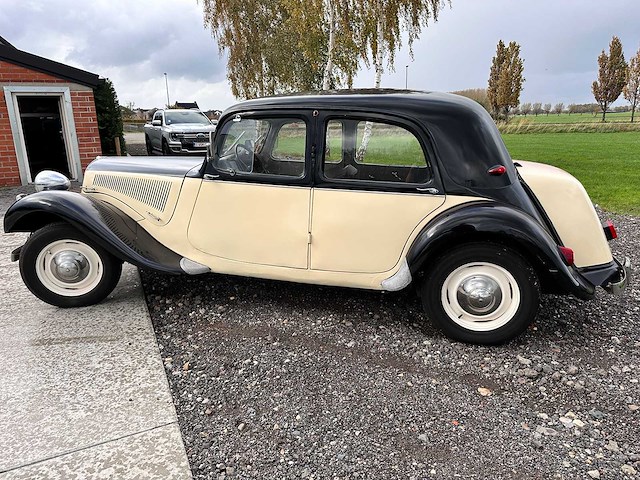 Citroen - traction avant 11bl - oldtimer - afbeelding 5 van  46