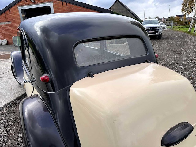Citroen - traction avant 11bl - oldtimer - afbeelding 15 van  46