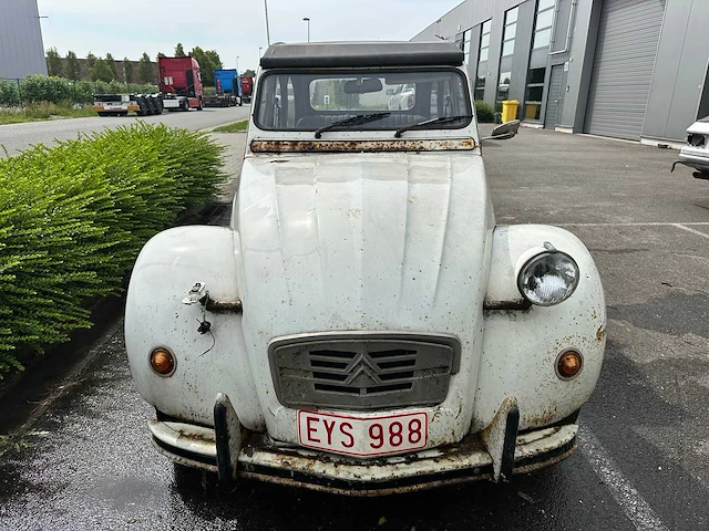 Citroen 2cv - classic cars >15 - afbeelding 11 van  16