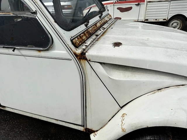 Citroen 2cv - classic cars >15 - afbeelding 14 van  16