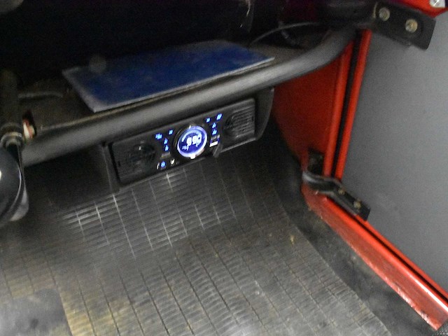 Citroen 2cv6 - afbeelding 22 van  48