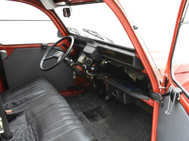 Citroen 2cv6 - afbeelding 29 van  48