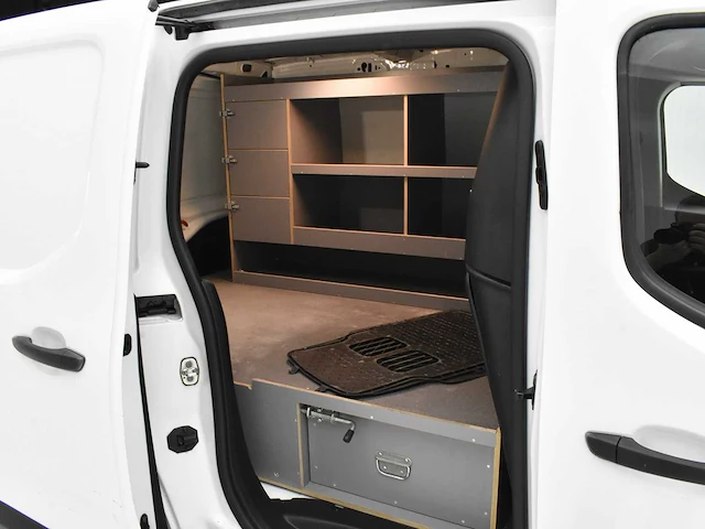 Citroen berlingo *automaat* 2020 - afbeelding 30 van  48