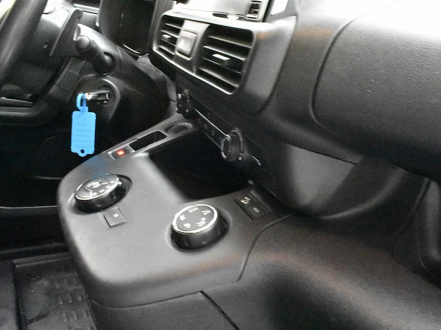 Citroen berlingo *automaat* 2020 - afbeelding 37 van  48