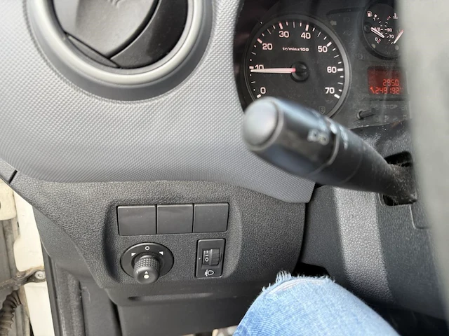 Citroen berlingo fourgon swb plc diesel 1.6 hdi court/kort pro,2010 - afbeelding 9 van  31