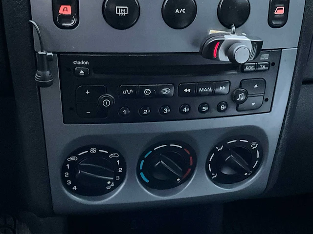 Citroën berlingo personenauto - afbeelding 31 van  35