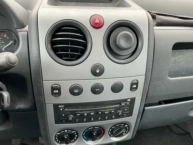 Citroën berlingo uit 2008 - afbeelding 10 van  58